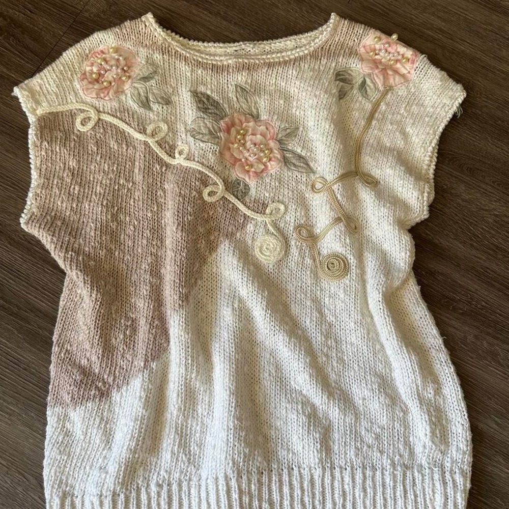 Vintage Pastel Floral Pearl Beaded Knit Top Cap Sleeve